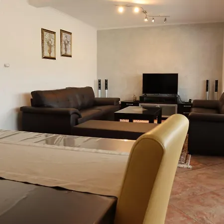 Apartament Apartments-asquiro