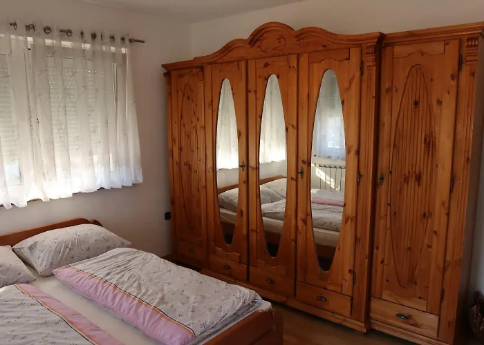 Apartments-asquiro * Mostarsko Raskrsce