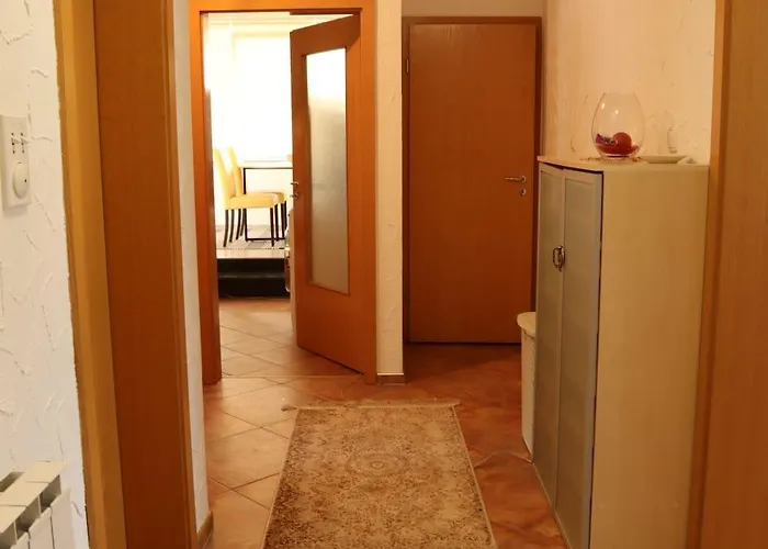 Apartments-asquiro * Mostarsko Raskrsce